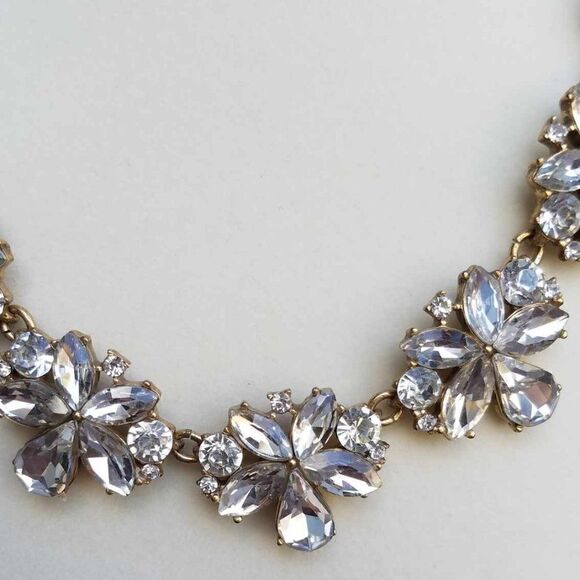 NWOT J Crew Rhinestone Crystal Statement Necklace - Picture 2 of 9